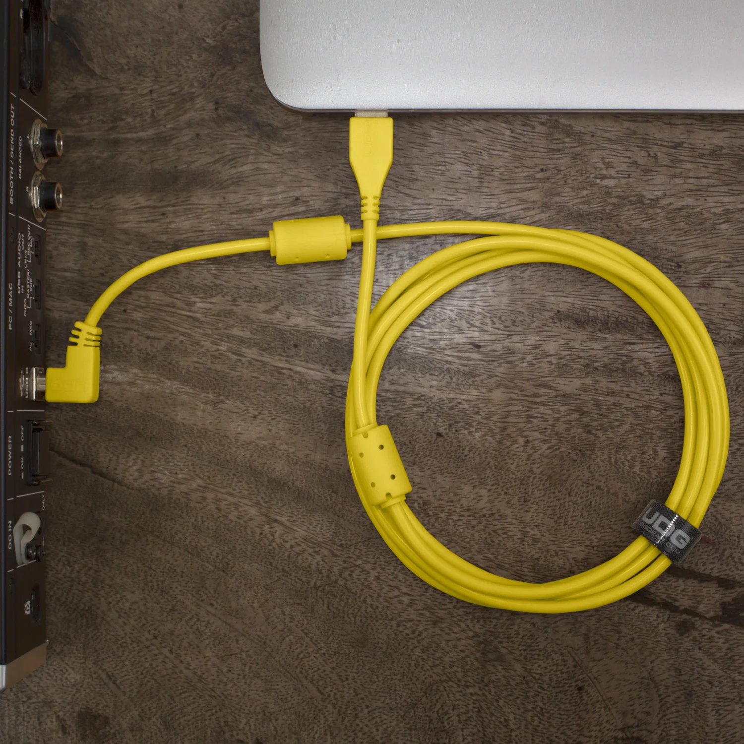 UDG Ultimate Audio Cable USB 2.0 A-B Angled - Image 51