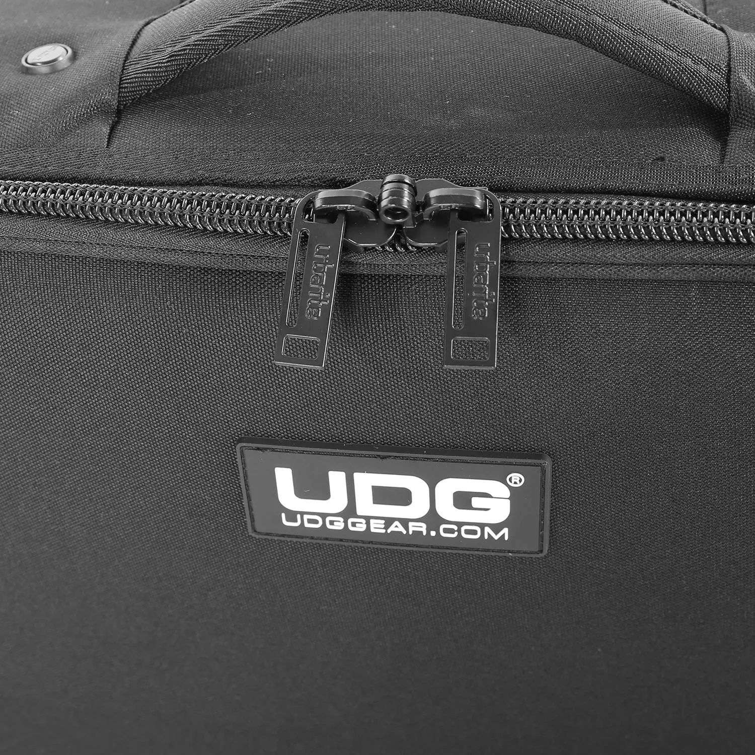 UDG Urbanite MIDI Controller Sleeve Medium Black - Image 8